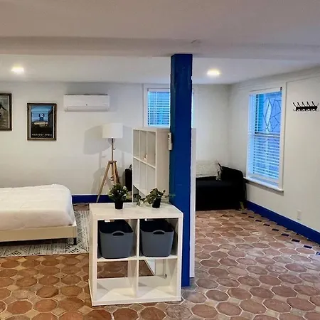 Elegant 1Br Montrose - Napoli The Italian Plaza Villa